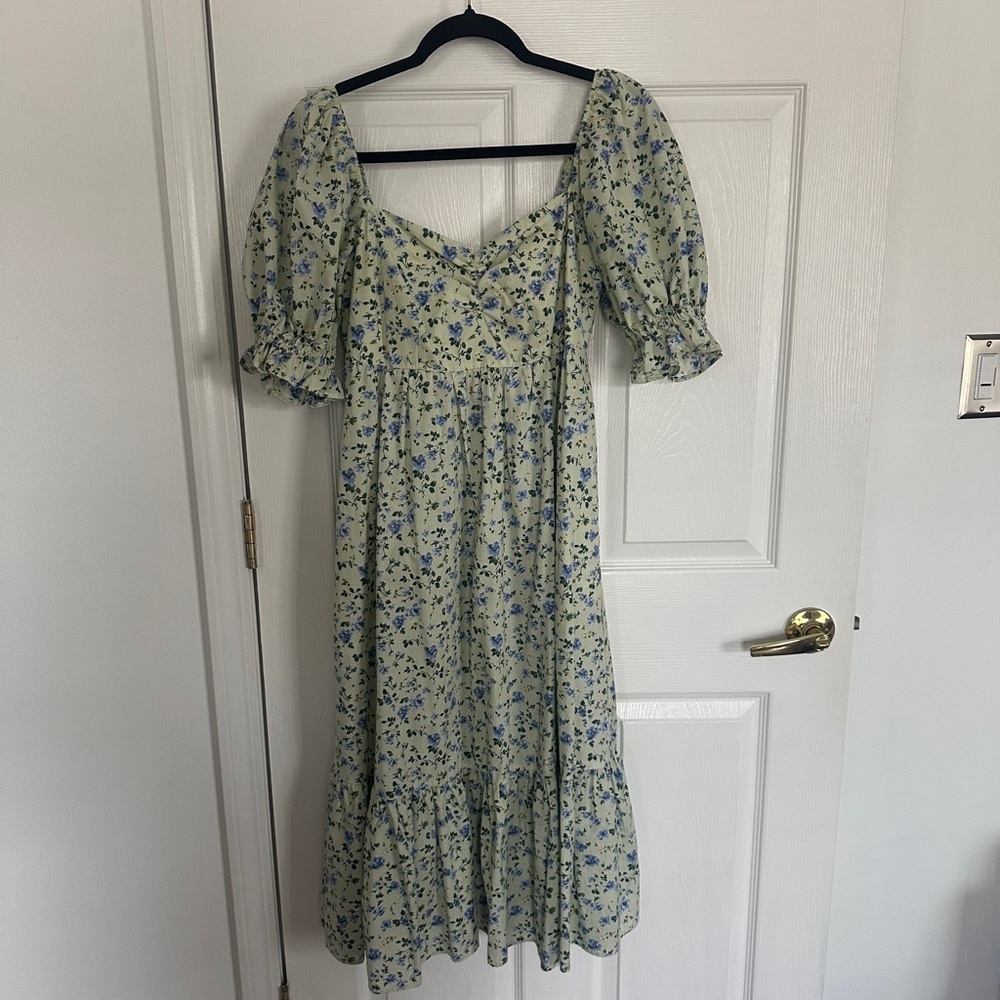 Abercrombie Floral Puff Sleeve Dress